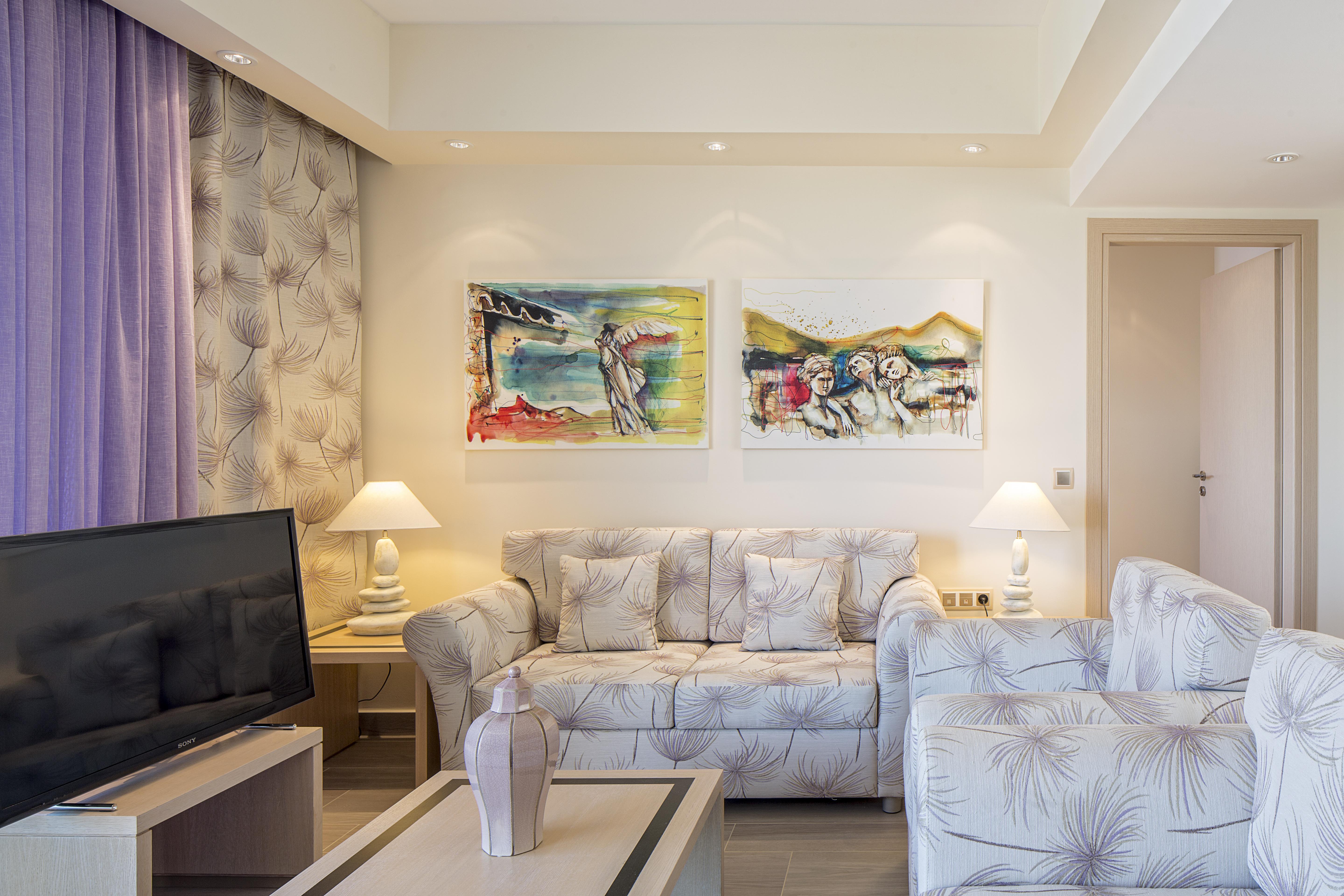 Princess Kyniska Suites Плитра Екстериор снимка