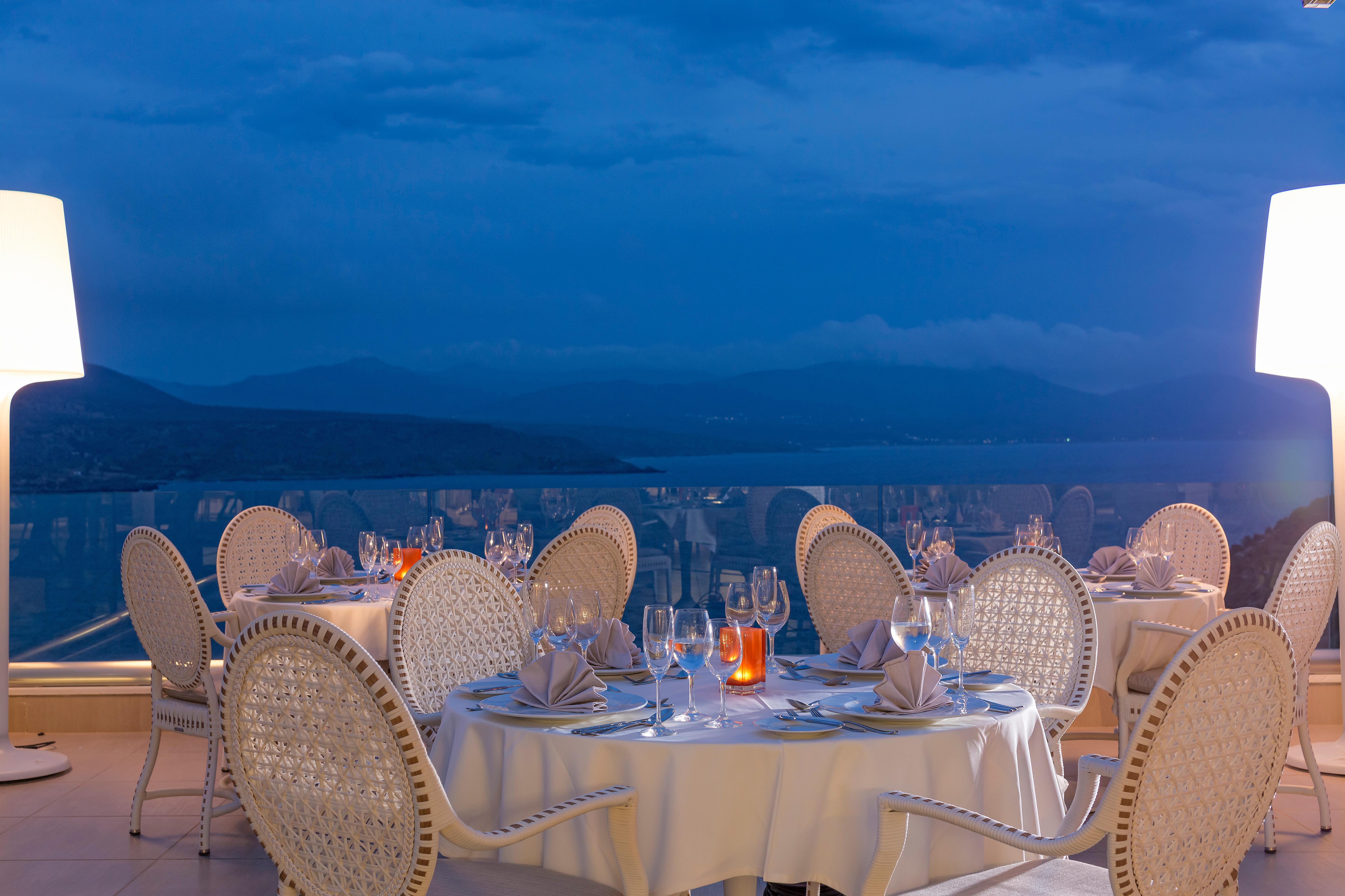 Princess Kyniska Suites Плитра Екстериор снимка