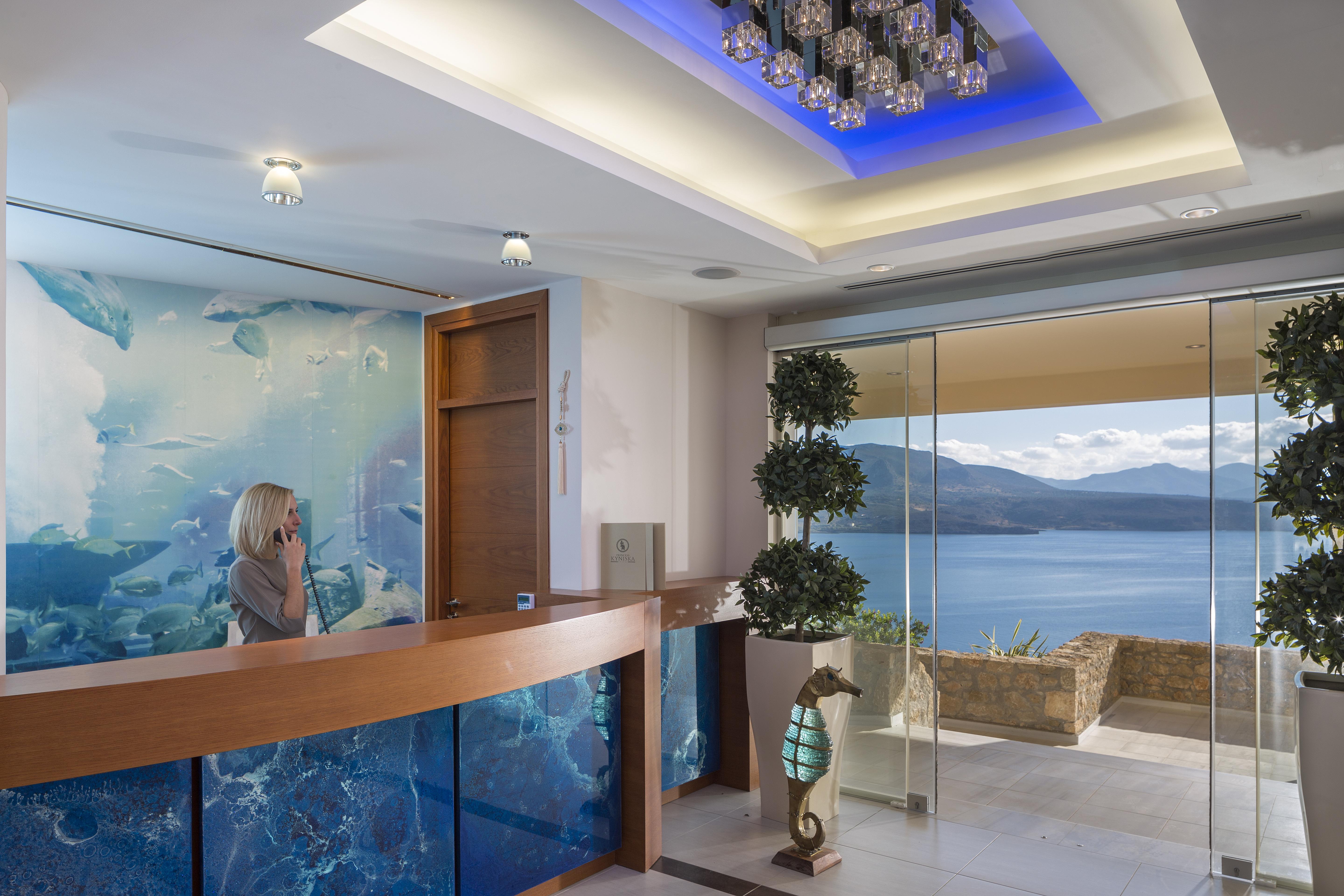 Princess Kyniska Suites Плитра Екстериор снимка