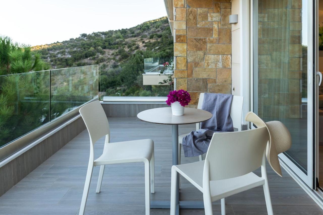 Princess Kyniska Suites Плитра Екстериор снимка